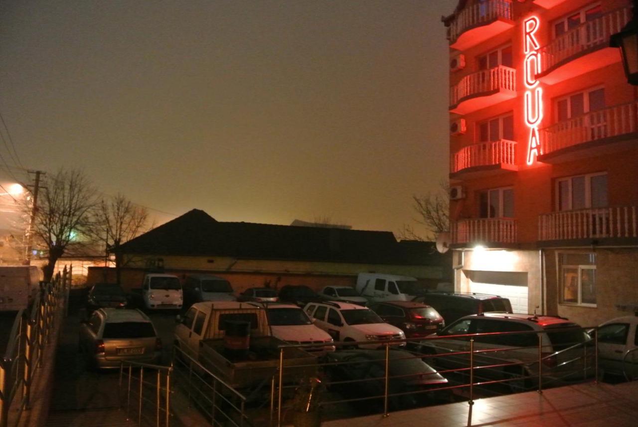 Pensiune Roua Arad Bagian luar foto